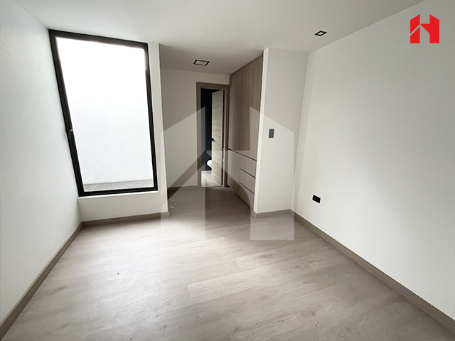 Vendo casa en Cuenca sector Medio Ejido (CV3670)