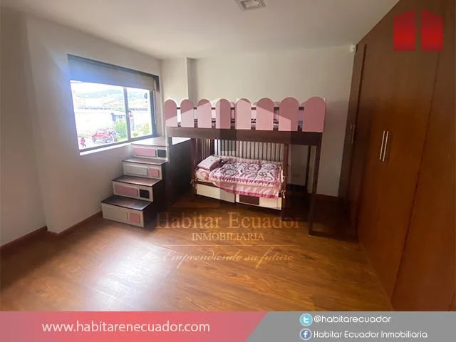 Arriendo departamento en Cuenca sector Av. 12 Octubre (AR3318)