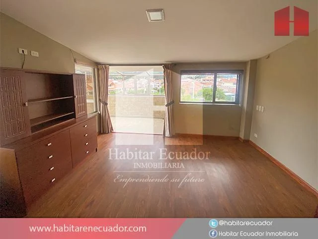 Arriendo Suite con terraza en Cuenca sector Av.12 Octubre (AR3319)