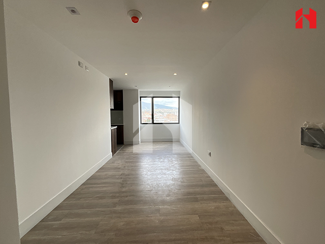 Vendo suite excelente ubicación en Cuenca – sector Av. de las Américas (DP4009)