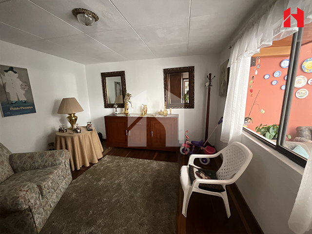 Vendo casa en Cuenca – sector Av. Ordoñez Lasso (CV3989)