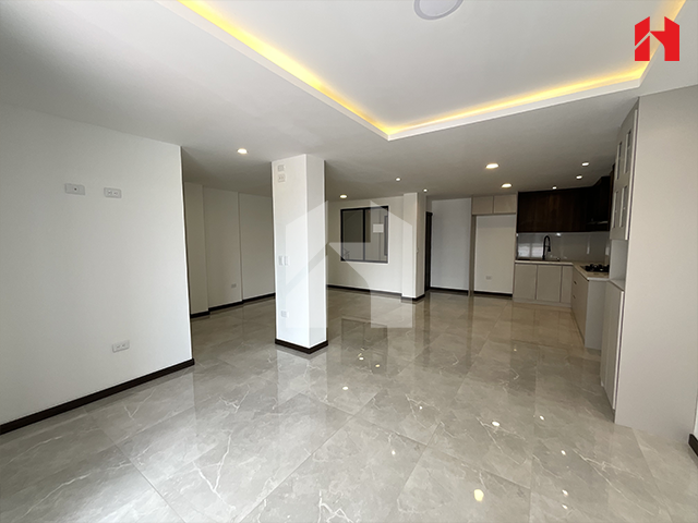 Rento en Cuenca – Sector Cesar Andrade vía Balzay (AR4006)