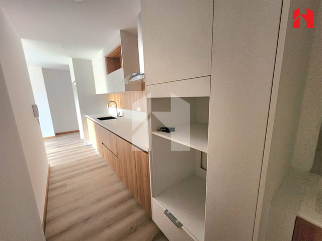 Vendo suite en Cuenca – sector Av. Primero de Mayo (DP3992)