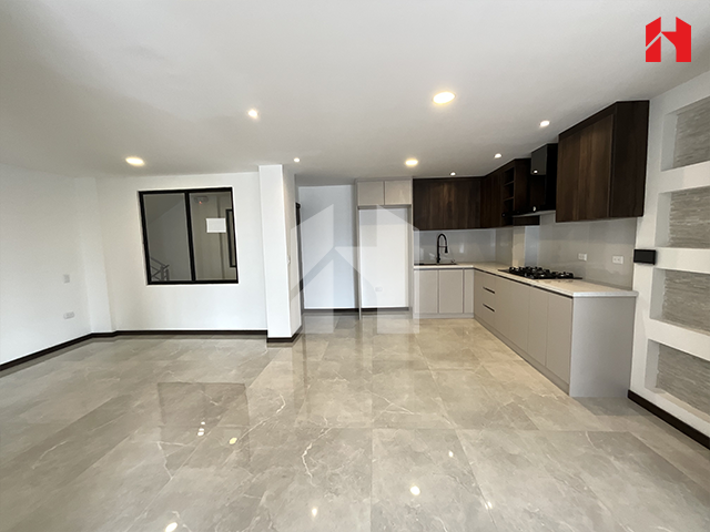 Rento en Cuenca – Sector Cesar Andrade vía Balzay (AR4006)