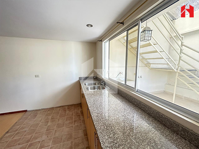 Vendo Casa Dentro De Condominio En Cuenca – Sector Los Cerezos (CV3993)