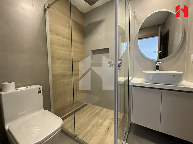 Vendo suite excelente ubicación en Cuenca –  sector Av. de las Américas (DP4008)