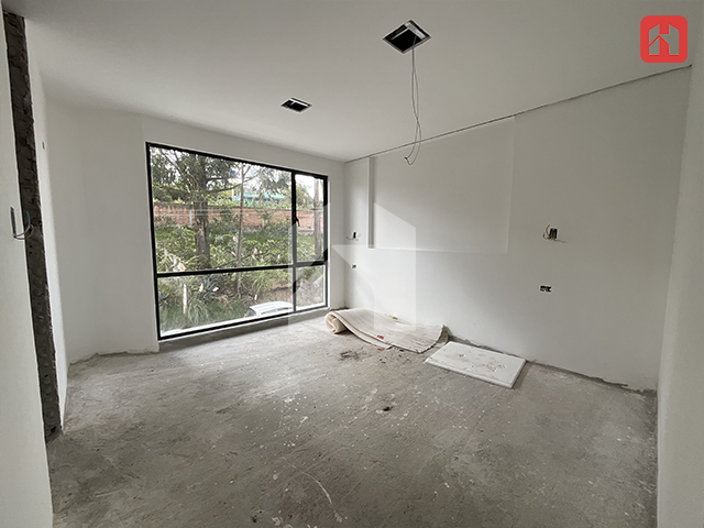 Vendo casa moderna en Cuenca – EMOV MISICATA (CV3906)