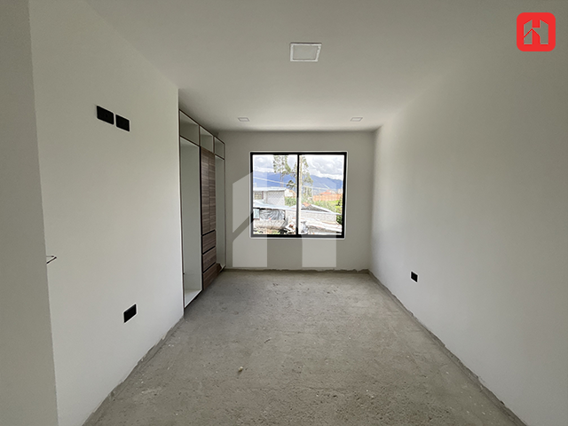 Vendo casa en Cuenca sector Misicata-aplica crédito VIP (CV3995)