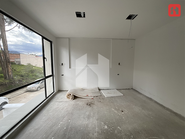 Vendo casa moderna en Cuenca – EMOV MISICATA (CV3906)