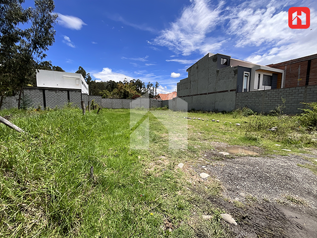 Vendo terreno en #Cuenca – Sector Calle Londres (ST4030)