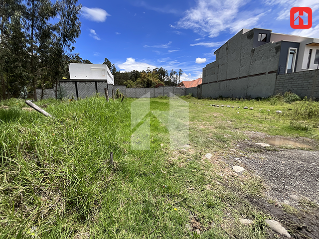 Vendo terreno en #Cuenca – Sector Calle Londres (ST4030)