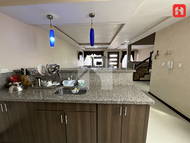 Vendo casa en #Cuenca – Sector El Tiempo (CV4037)
