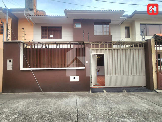 Vendo casa en Cuenca – sector diario El Tiempo (CV4053)