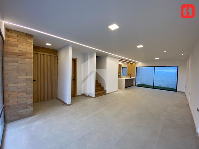 Vendo hermosa casa en Cuenca  sector Emov de Misicata (CV4049)