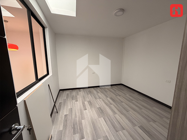 Vendo casa en Cuenca – sector Mall de Racar (CV4039)