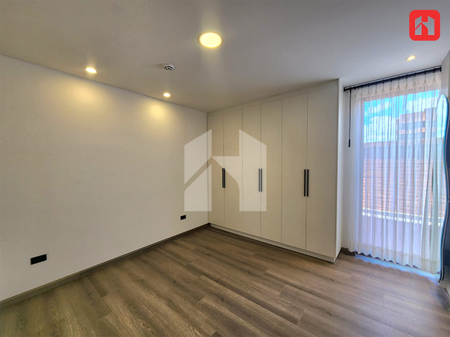 Vendo departamento de lujo en Cuenca – sector El Batán (DP4054)