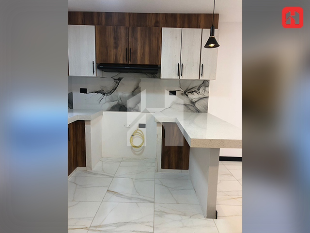 Vendo casa rentera de 3 departamentos en Cuenca – sector Feria Libre (CC4050)