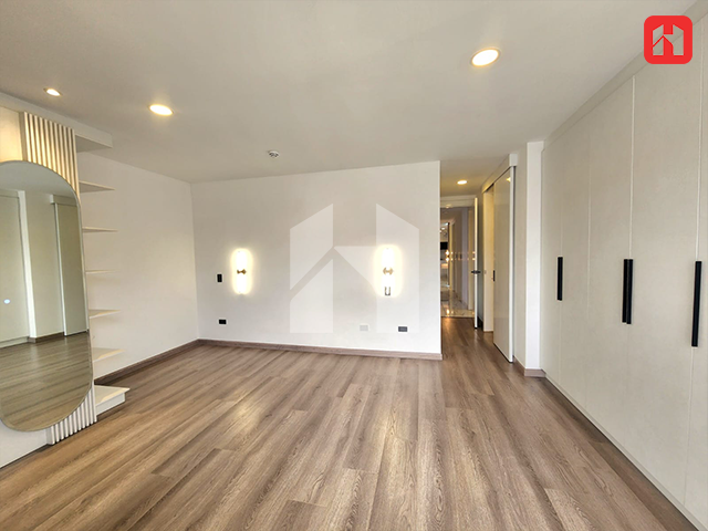 Vendo departamento de lujo en Cuenca – sector El Batán (DP4054)