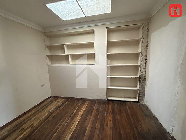 Vendo casa en #Cuenca – Sector Colegio Manuel J. Calle (CV4051)