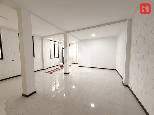 Vendo casa en Cuenca – sector Mall de Racar (CV4039)