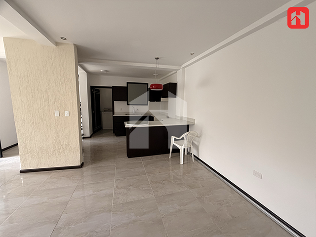 Vendo casa en Cuenca – sector Mall de Racar (CV4039)