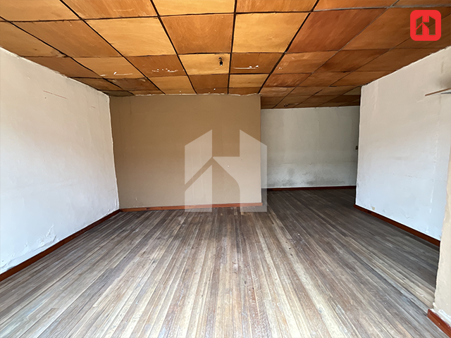 Vendo casa en #Cuenca – Sector Colegio Manuel J. Calle (CV4051)