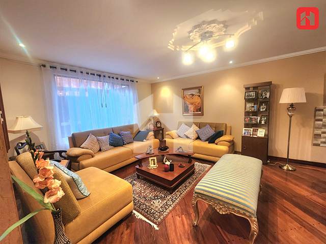 Vendo casa en Cuenca – sector diario El Tiempo (CV4053)