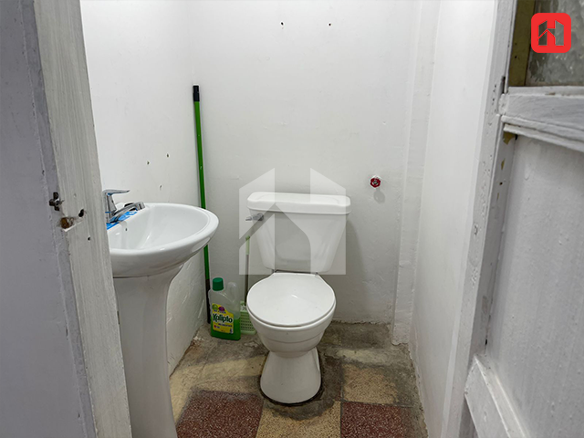 Arriendo local en Cuenca – sector Centro Histórico (AR4055)