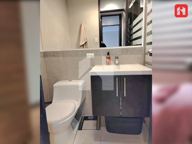 Arriendo departamento amoblado en Cuenca- Sector 1ero de Mayo (AR4046)