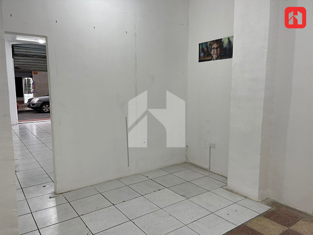 Arriendo local en Cuenca – sector Centro Histórico (AR4055)