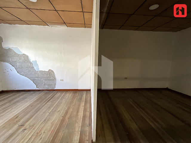 Vendo casa en #Cuenca – Sector Colegio Manuel J. Calle (CV4051)