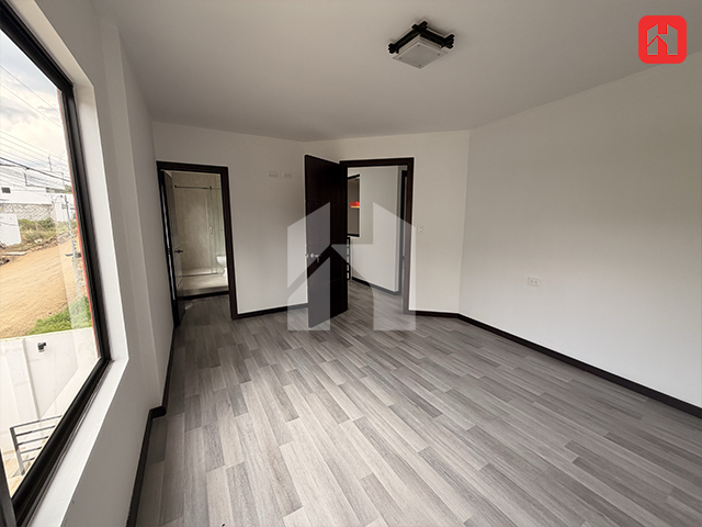 Vendo casa en Cuenca – sector Mall de Racar (CV4039)