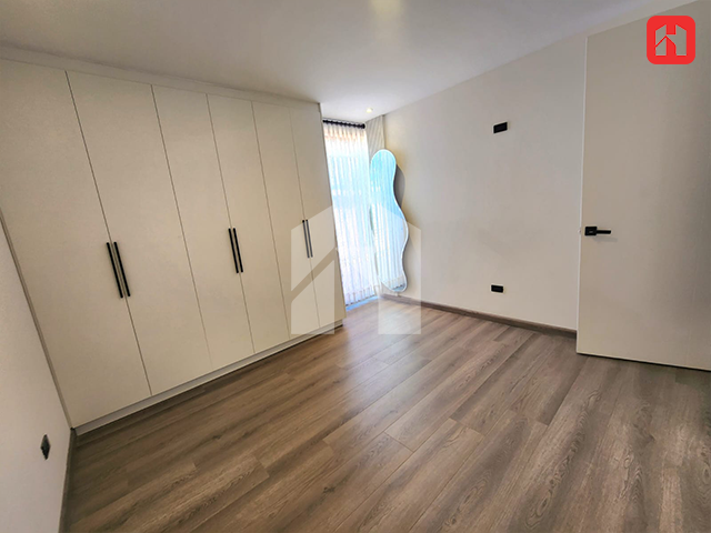 Vendo departamento de lujo en Cuenca – sector El Batán (DP4054)