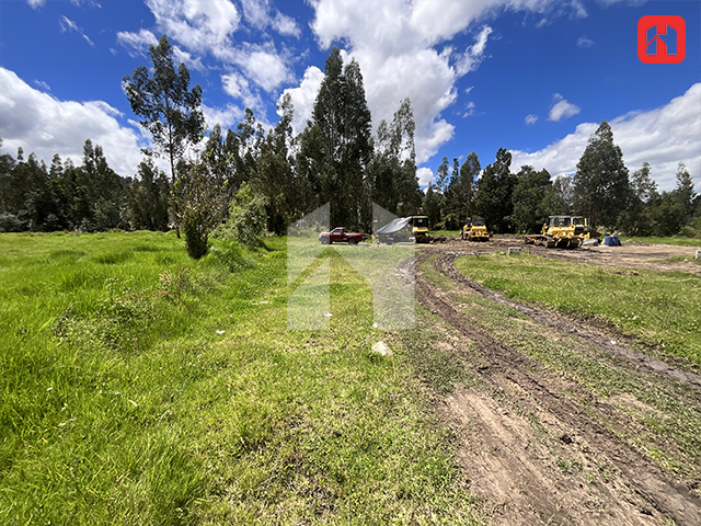 Vendo 2 Terrenos  Cuenca – Sector vía Ochoa León (ST4057)