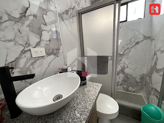Vendo casa rentera en #Cuenca – Sector Mall de Racar (CC4063)