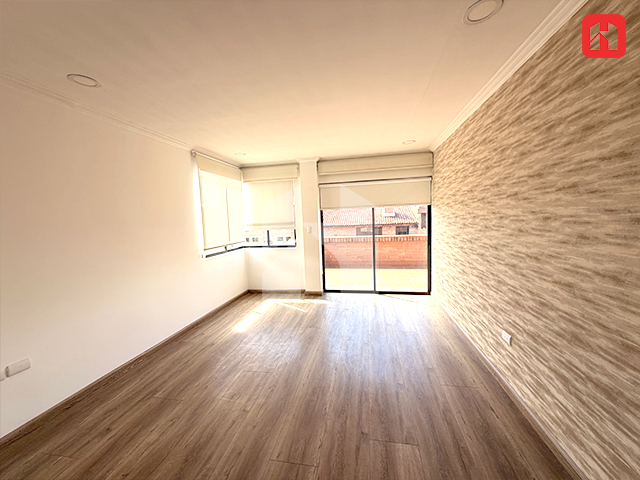 🏡 Vendo Departamento triplex en Cuenca – Sector el Punto  (DP3938)