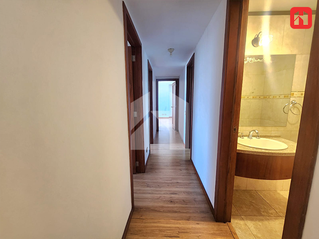 Vendo departamento en Cuenca – Sector Gran Colombia, Zona Rosa (DP4078)