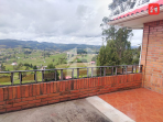 Vendo casa con amplio terreno en Tarqui – Sector El Verde (CV4077)