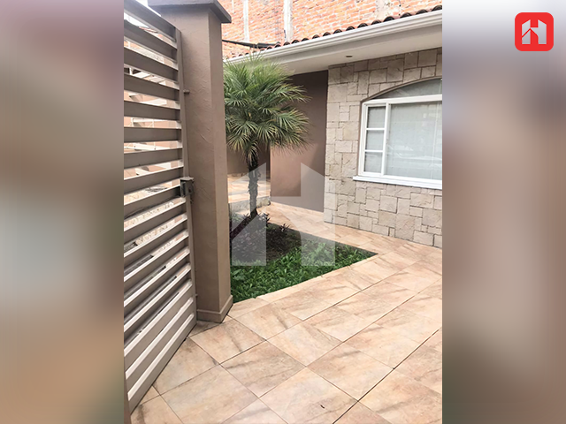 Vendo casa en Cuenca – Sector Calle Roma (CV4068)