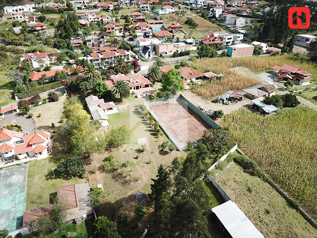 Vendo terreno con casa en Cuenca – Sector Challuabamba (ST4074)