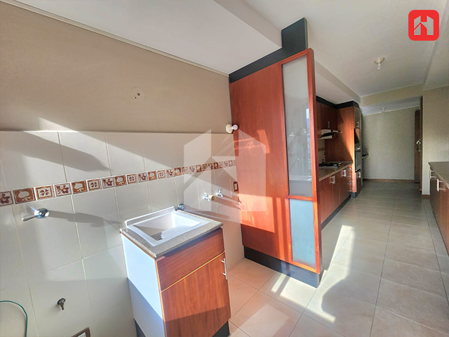 Vendo departamento en Cuenca – Sector Gran Colombia, Zona Rosa (DP4078)