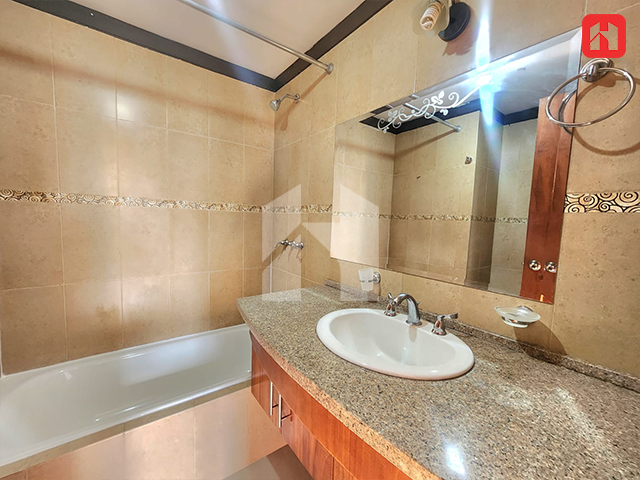 Vendo departamento en Cuenca – Sector Gran Colombia, Zona Rosa (DP4078)