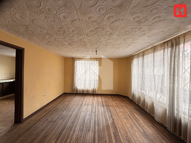 Vendo casa en Cuenca – Sector Coliseo Jeferson Pérez (CV4075)