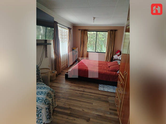 Vendo casa con amplio terreno en Tarqui – Sector El Verde (CV4077)