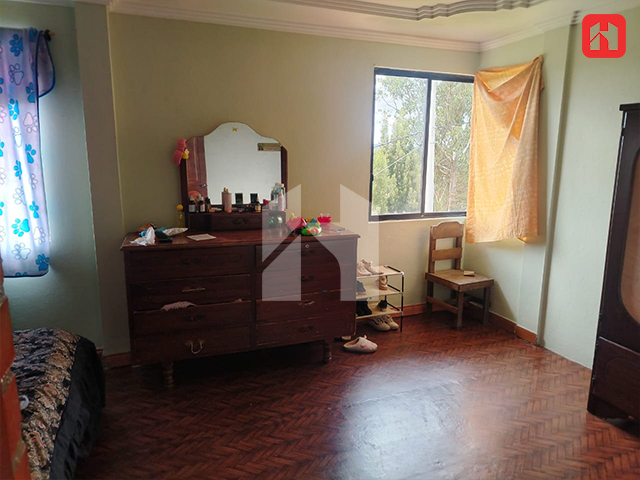 Vendo casa con amplio terreno en Tarqui – Sector El Verde (CV4077)
