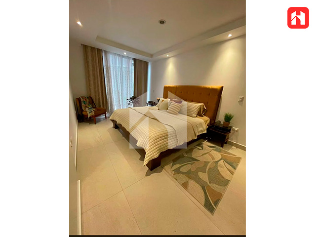 Rento hermoso departamento amoblado en Cuenca – Sector Puertas del Sol (AR4104)