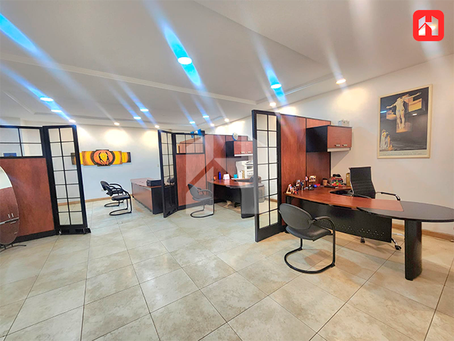 Arriendo oficina en Cuenca – Sector Ordóñez Lasso (AR4087)