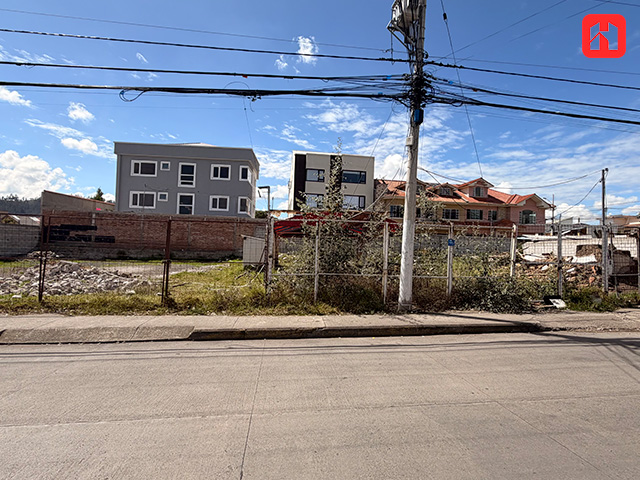  Vendo terreno en #Cuenca – Sector Isabela Católica (ST3988)