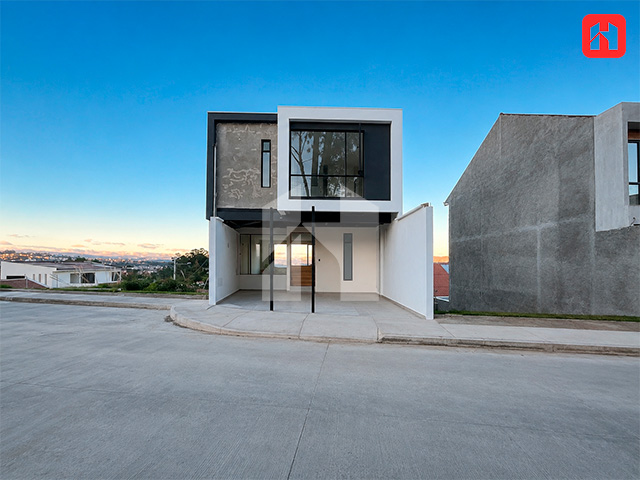 Vendo hermosa casa en Cuenca  sector Emov de Misicata (CV4049)