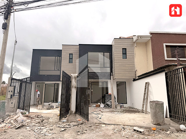 Vendo hermosa casa en Cuenca – Sector Ricaurte (CV3890)